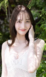 Cecile Nana Digital Photo Book: Summer is in the Air (81P Exclusive) - image 17