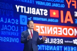 Truong Gia Binh Discusses Vietnam’s Resilience as a Secure Investment Destination Amid Global Economic Volatility - image 4
