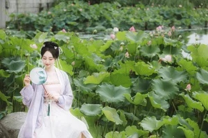 Ling Xiao Shines in YiTuYu Art Language Vol.4717 Street Style - image 1