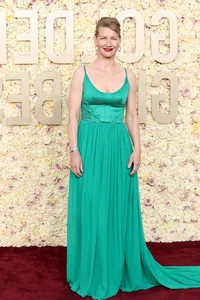 Golden Globes 2024 Red Carpet Fashion and Celebrity Styles - image 0