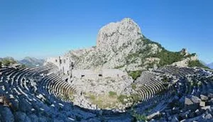 The Ancient Unconquerable City That Alexander the Great Could Not Capture - image 4