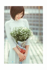 Stunning Vietnamese Girl Portraits: Pack 21 Aesthetic Photo Collection - image 40