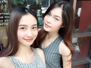 Stunning Vietnamese Girl Portraits: Pack 21 Aesthetic Photo Collection - image 17