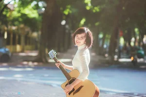 Stunning Vietnamese Girl Portraits: Pack 21 Aesthetic Photo Collection - image 0