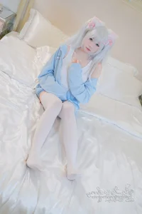 Ethereal Visual Storytelling: Nian Nian Tuan Zi Tu's Enchanting Cat Cosplay - image 5
