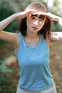 Artistic Visuals with Juan Cun Xiao Ming in YiTuYu Vol.7072 - image 5