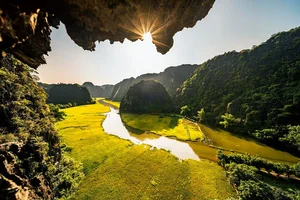 Best Sunset Spots in Ninh Binh: Discover Phuong Oanh’s Picturesque Hometown - image 0