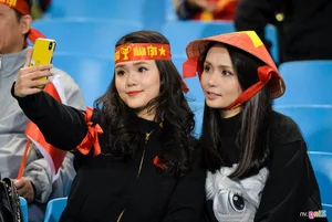 Unfiltered Beauty: Quynh Anh and Her Sister Caught on Candid Camera - image 1