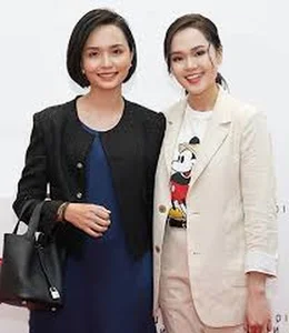 Unfiltered Beauty: Quynh Anh and Her Sister Caught on Candid Camera - image 5