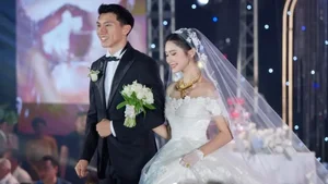 Most Luxurious Vietnamese Celebrity Weddings of 2023: A Year of Glamour - image 5