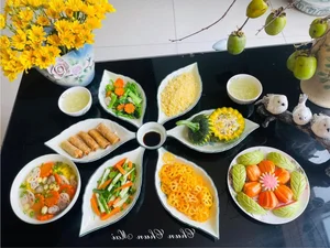 Traditional Vietnamese Feast Offerings for the Ghost Festival (Ram Thang 7) - image 2