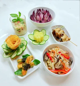 Traditional Vietnamese Feast Offerings for the Ghost Festival (Ram Thang 7) - image 27