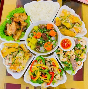 Traditional Vietnamese Feast Offerings for the Ghost Festival (Ram Thang 7) - image 23