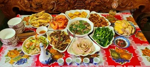 Traditional Vietnamese Feast Offerings for the Ghost Festival (Ram Thang 7) - image 3