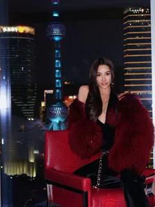 The Evolution of Meo Meo: From First-Gen Hot Girl to Ultimate Luxury Style Icon - image 7