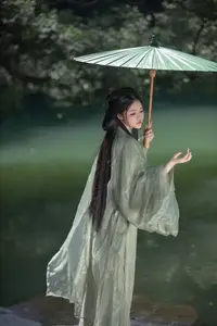 YiTuYu Vol.8832: Yi Ming's Poetic Grace by the Pond, Ancient Beauty in Nature - image 7