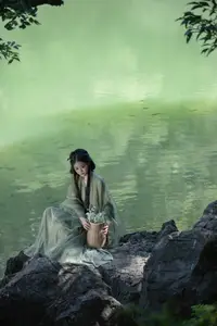 YiTuYu Vol.8832: Yi Ming's Poetic Grace by the Pond, Ancient Beauty in Nature - image 32