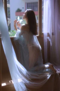 YiTuYu Art Language Vol.9943: Intimate 16-Page Art Series Featuring Liu Liu - image 13