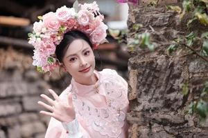 Artistic Portraiture with Zhao Qian in Art Language Vol.6469 - image 25