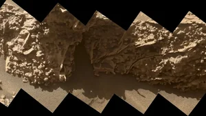 The Mars Mystery: Analyzing the Bizarre Three-Sided Pyramid Structure Discovered on the Red Planet - image 3