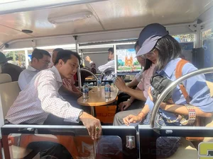 Essential Guide for Touring Ho Chi Minh City by Electric Car - image 5
