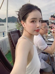 Meet Mai Phuong Thuy Sister and Her Luxury Lifestyle - image 6