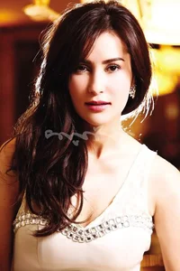 Anne Thongprasom Real Personality Stage Slap and 20 Year Romance - image 10