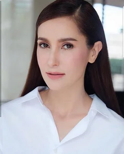 Anne Thongprasom Real Personality Stage Slap and 20 Year Romance - image 8