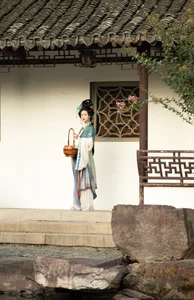 Minimalist Beauty: YiTuYu Art Language Vol.5760 Showcasing Zhi Shi in a Stunning White Collection - image 9