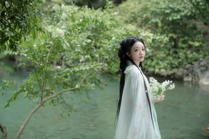 YiTuYu Art Language Vol.7192 Featuring Stunning Model Xiao Yang - image 14