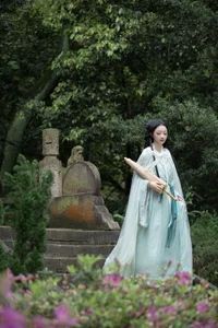 YiTuYu Art Language Vol.7192 Featuring Stunning Model Xiao Yang - image 10