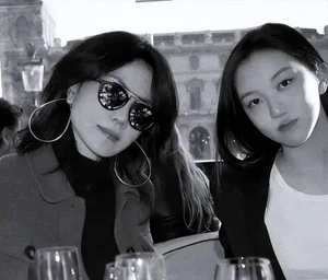 Li Yan’s Family Dynamics: Close Bond with Stepmother Sparks Public Discussion Over Relationship with Faye Wong - image 7