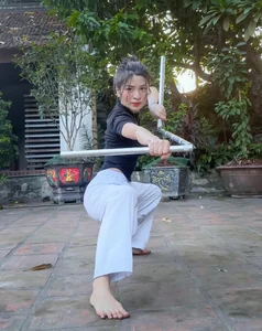 Viral Martial Arts 'Nunchuck Hot Girl' Shows Off Flawless Curves - image 2