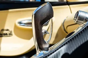 Bugatti Mistral: The Final Masterpiece Marking the End of the W16 Era - image 5