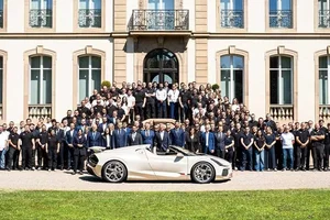 Bugatti Mistral: The Final Masterpiece Marking the End of the W16 Era - image 4