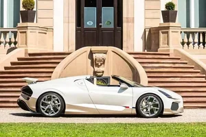 Bugatti Mistral: The Final Masterpiece Marking the End of the W16 Era - image 9