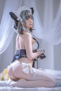 Coser Hoshilily's Enchanting Azur Lane Cheshire Cosplay: Sweet Charm Unveiled - image 23