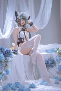 Coser Hoshilily's Enchanting Azur Lane Cheshire Cosplay: Sweet Charm Unveiled - image 28