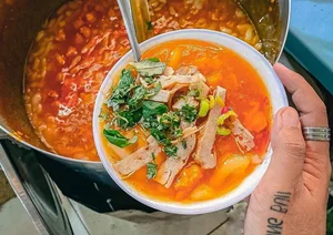 Discover 8 Historic Eateries in Hue That Have Stood the Test of Time - image 3