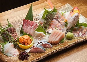 Ikizukuri: The Controversial Japanese Delicacy That Still Moves on the Plate - image 3