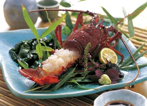 Ikizukuri: The Controversial Japanese Delicacy That Still Moves on the Plate - image 5