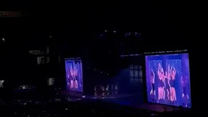 Blackpink Ignites Hanoi with Explosive Second Concert Night - image 5
