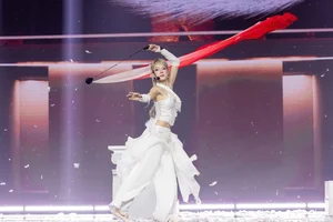 Revitalizing Vietnamese Folk Culture Through Modern and Contemporary Music Trends - image 4