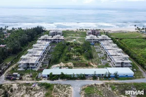 Abandoned Luxury: The Silent Concrete Skeletons of Da Nang’s Coastal Resorts - image 6