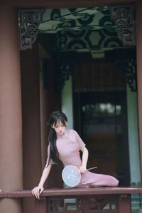 YiTuYu Art Language Vol.7357: Featuring the Radiant Beauty of Xiao Xiao Yu - image 29