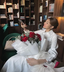 International Women’s Day in Vietnam: How Celebs Like My Tam and Le Quyen Celebrated March 8 - image 10