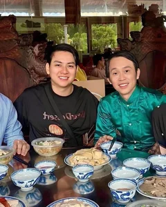Hoai Linh and Adoptive Son Hoai Lam Reunite After Years of Estrangement - image 5