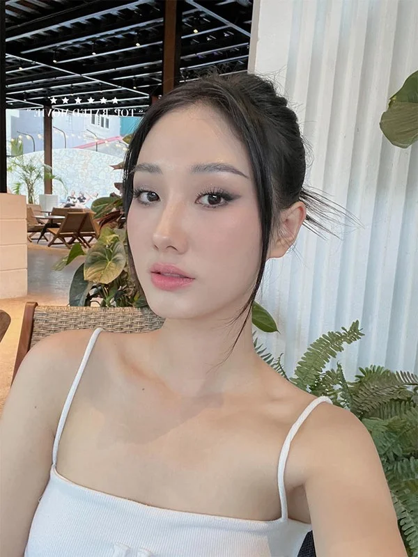 Meet the Stunning Real-Life Personalities of Pu's Roommates from the Hit Series