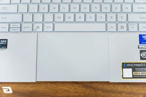 ASUS ExpertBook Ultra Review: The Sub-1kg Flagship Powerhouse for Business - image 50