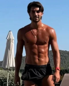 Football Star Ferran Torres Nominated for 100 Most Beautiful Faces Alongside Tran Thanh - image 10